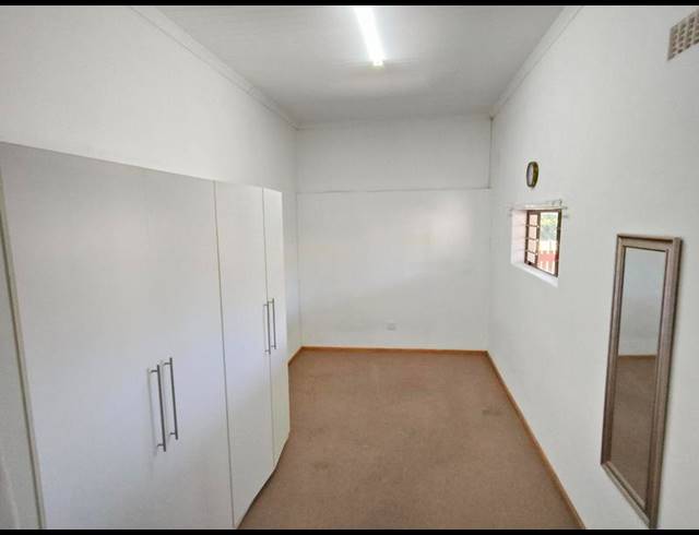 1 BEDROOM PROPERTY TO RENT IN BRACKEN HEIGHTS